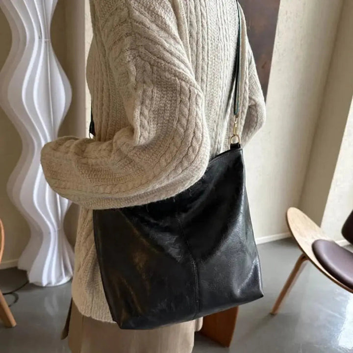 Greta – Vintage Schultertasche