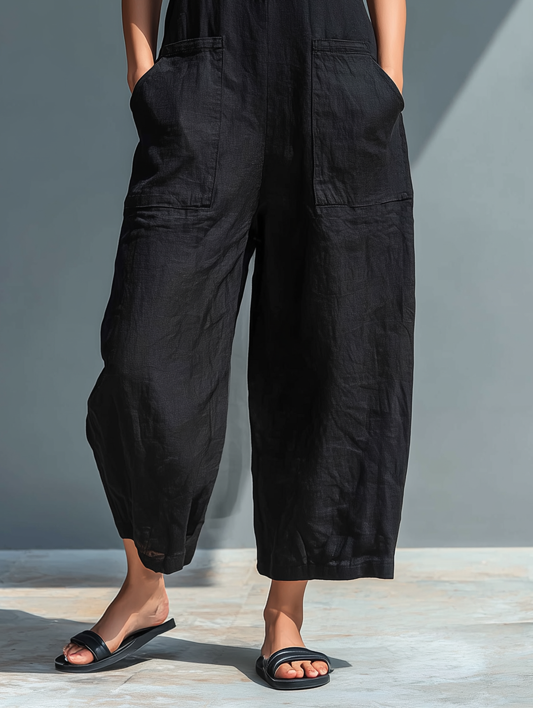 Eleganter ärmelloser Latzanzug