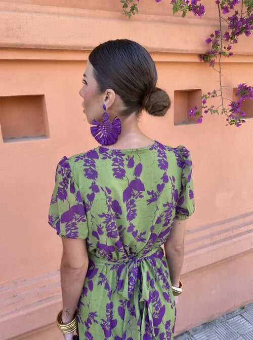 Elara | Figurbetontes Fließkleid